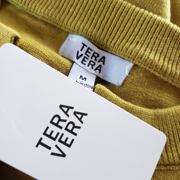 Retro Bow Sweater Size Medium NEW! - Picture 13 of 14